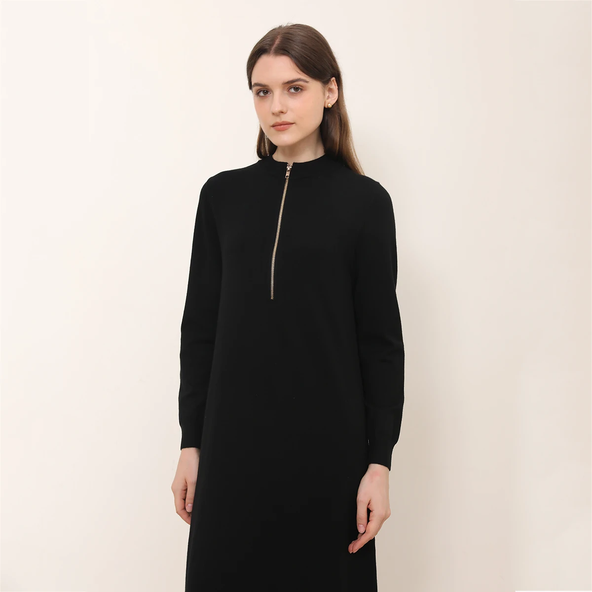 AP 25 AW New Women ZIipper Sweaters Maxi Dress Soft and Comfortable Black Casual Dress Half High Collar Stretch