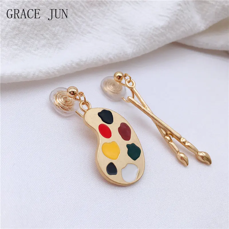 GRACE JUN New Arrival Asymmetrical Creative Palette Brush Clip on Earrings Women\'s Fashion Without Ear Holes Cute Cuff Ear Clip