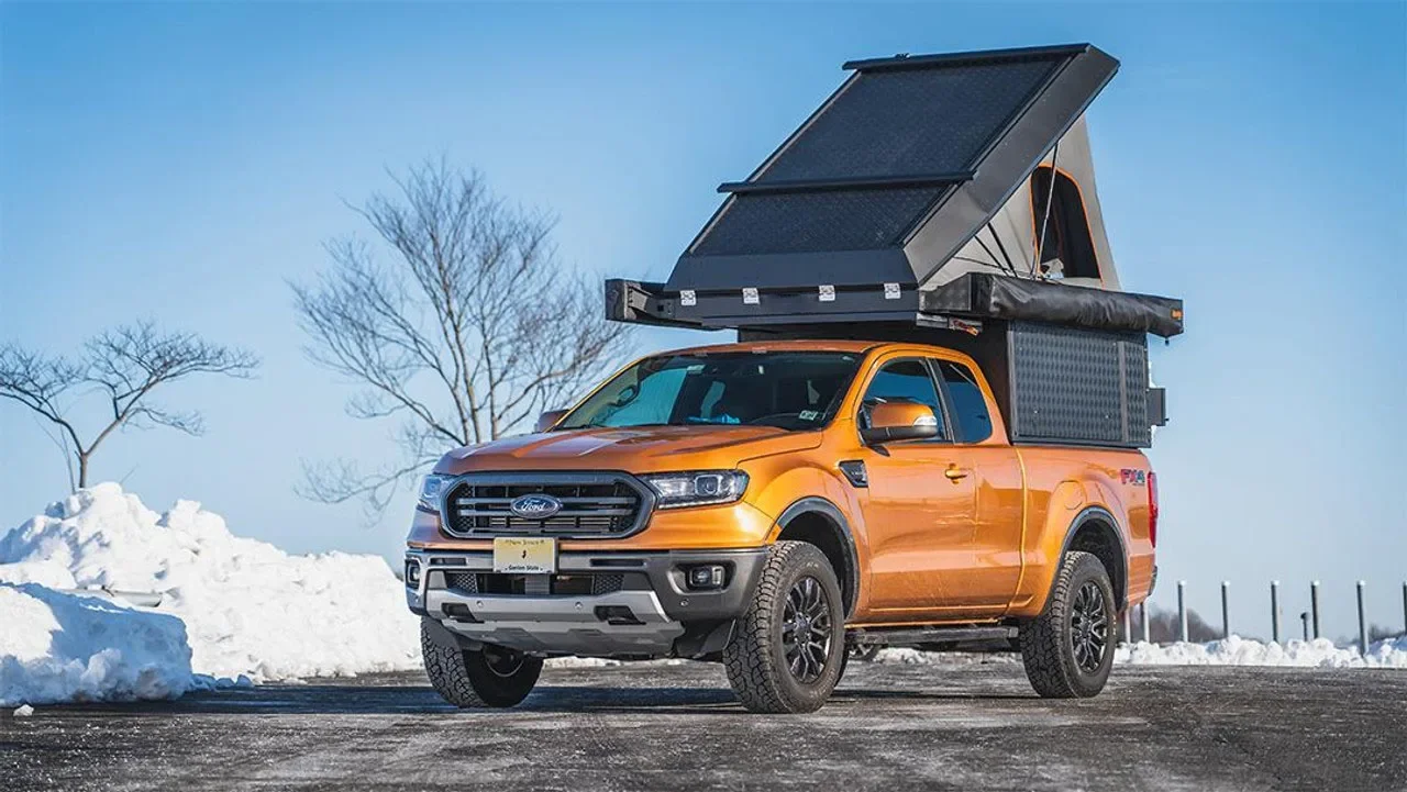 Ford Ranger Pickup Truck Lathe Canopy Three Window Style Frosted Black Pickup Truck Special