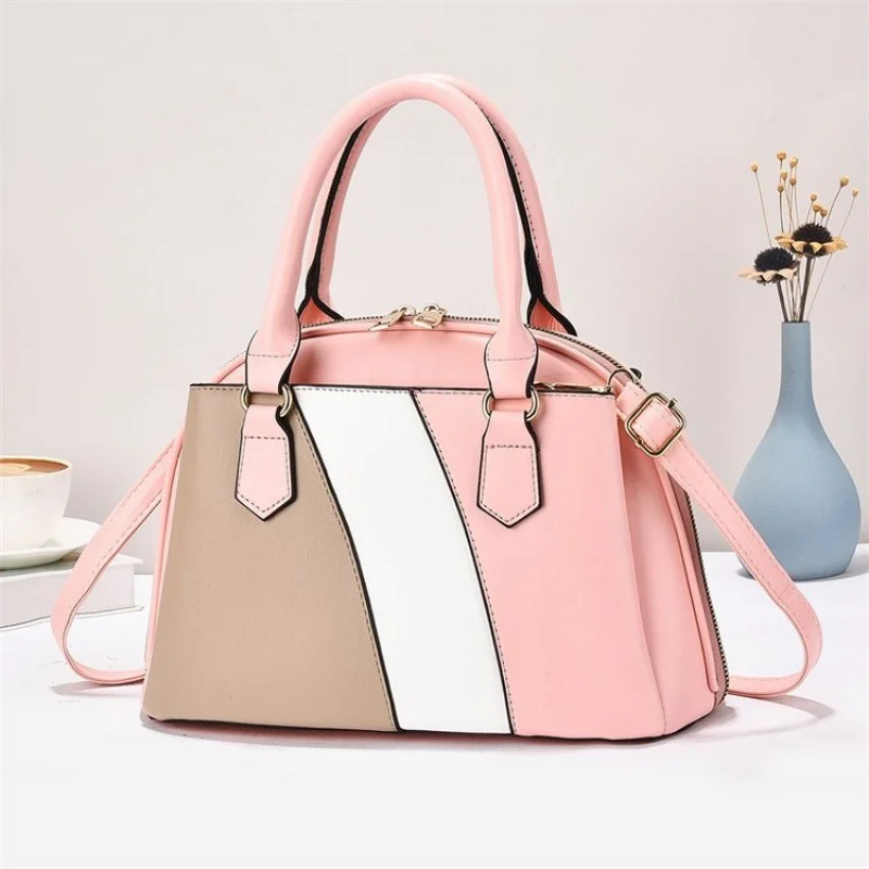 

Stylish Simple Solid Color Crossbody Bag For Women With High-End Leather Design Trendy Letter Logo And Spacious Commuter