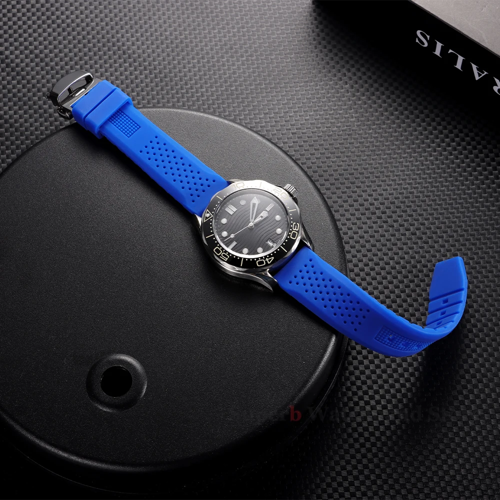 Correa de silicona suave para reloj Seiko de 16/18/20/22/24mm, correa de goma Universal de liberación rápida, pulsera transpirable con hebilla de mariposa