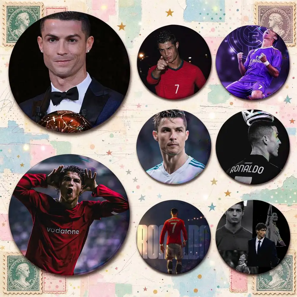 Football R-RoNalDo-ES CR7  Enamel Pin Tinplate Round Brooch Cosplay Nijigen Otaku Culture Badge 25mm 32mm 44mm 58mm