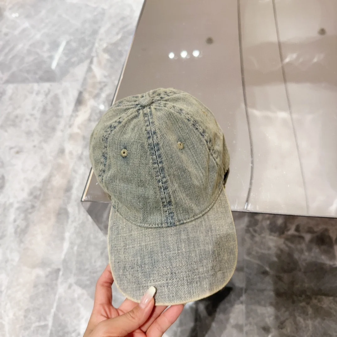 

Trendy Unisex Denim Baseball Cap High Quality All - Match Hat Couples Romantic Festival Gift Cool Similar Headgear
