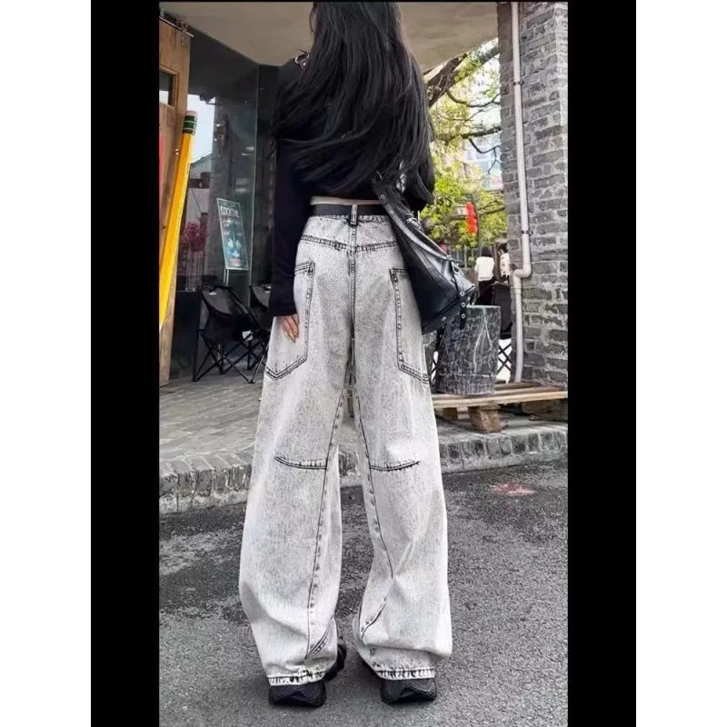미국 레트로 스타일 맞춤형 스플라이싱 청바지 남성 하이 스트릿 디자인 감각 루즈핏 와이드 레그 바닥 청소 바지 2025 A
