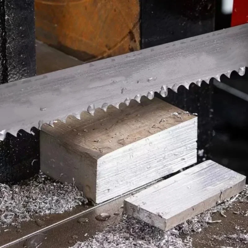 تشغيل المعادن الحزامي طول 1300 2080 1435 2560 1085 1840 1826 1790X13 شفرات واسعة 6TPI 14TPI لأداة قطع المعادن عالية الجودة