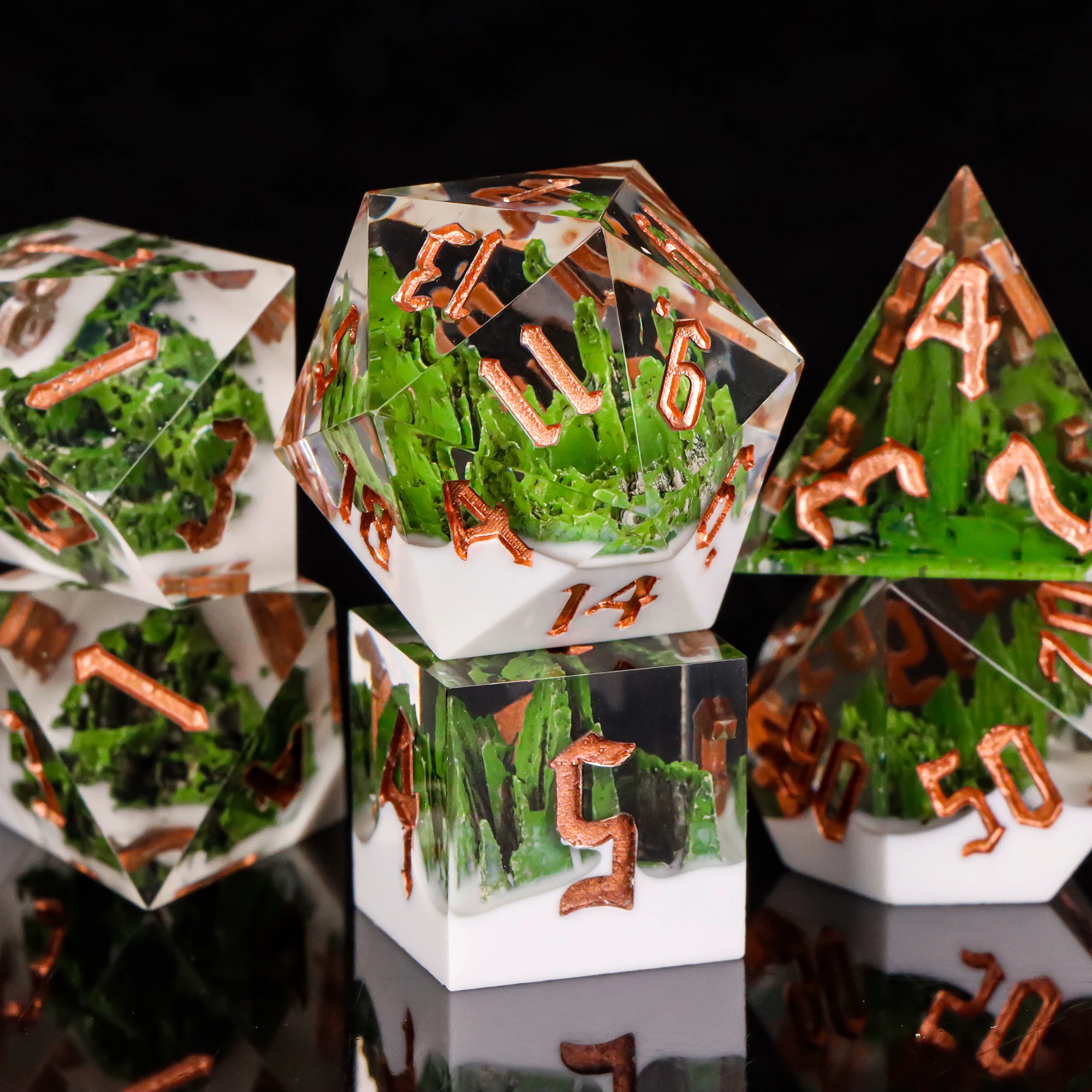 مجموعة نرد جبلية، d and d النرد حاد الحواف الراتنج النرد D&D مجموعة نرد اليدوية مجموعة نرد متعدد السطوح للزنزانات والتنينات