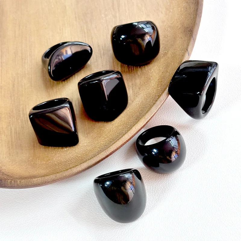 Trendy Gothic Black Color Resin Acrylic Big Finger Ring For Charm Geometric Irregular Square Ring For Women Vintage Jewelry Gift