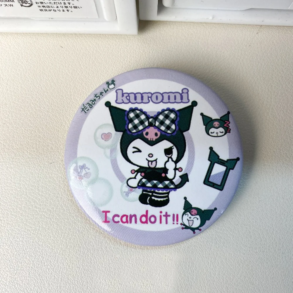 Simpatico distintivo del fumetto Sanrio Anime Cinnamoroll Kuromi Melody Hello Kitty Spilla Moda Zaino Decorazione Accessori Regali