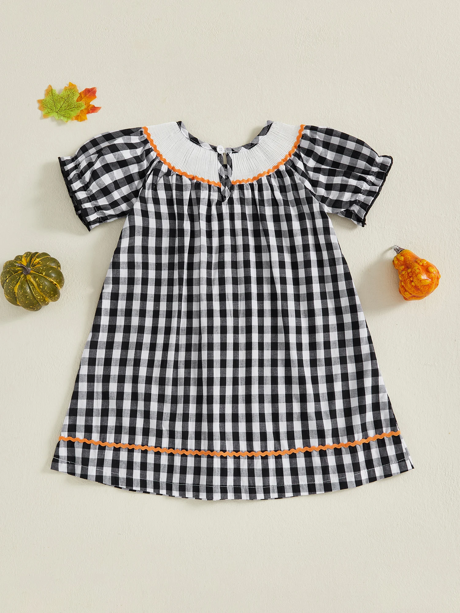 

Girls Halloween Plaid Dress with Pumpkin Patch and Ruffle Detail Round Neck Bubble Sleeve Party Dress for Toddlers