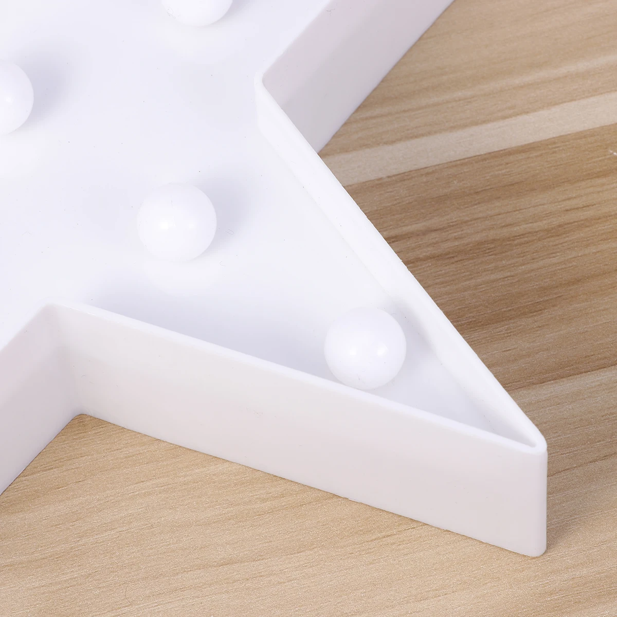 

Creative Star Night Lamp Plastic Swan Shape LED Christmas Decor Desktop Light for Home Bedroom Store Pattern Random