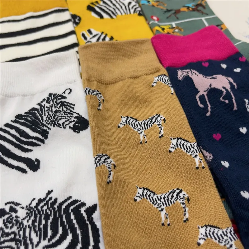 Erwachsene Crew Unisex Cartoon Zebra Streifen Pinto Socken Afrikanische Savannah Pferderennen Reitsport Reitsport Souvenir Geschenk Sox