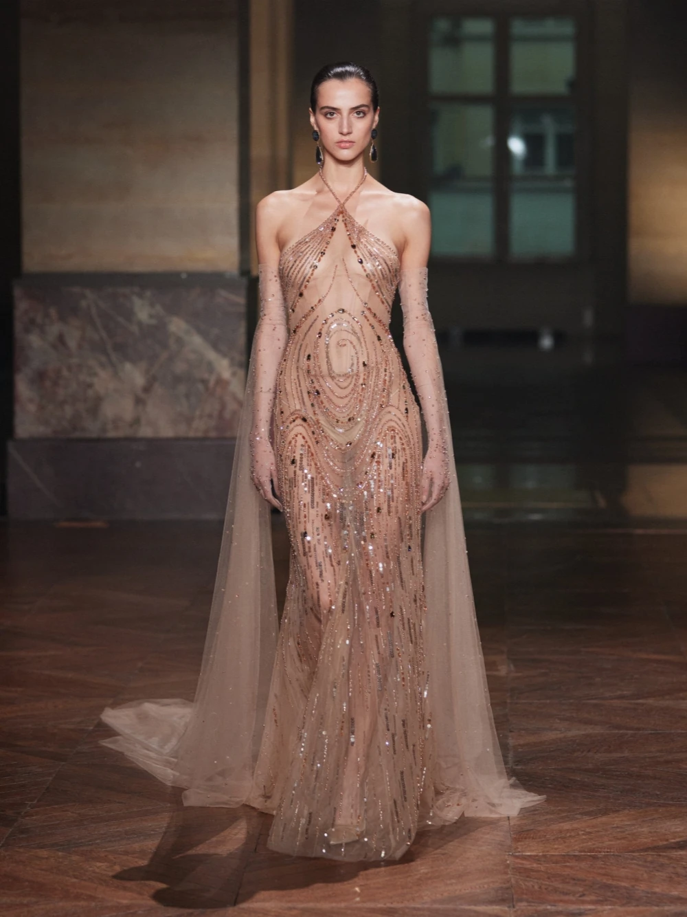 Haute Couture Beaded Sequined Evening Dress Sheer Luxury See Through Formal Sexy Halter Gown Customzied For Red Carpet Events