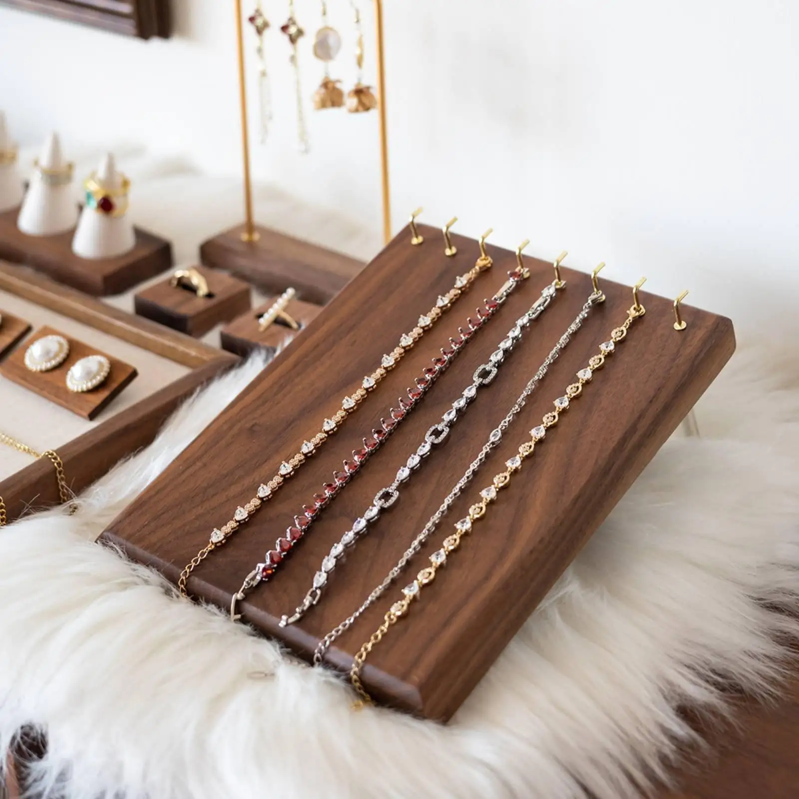 presentoir-de-rangement-pour-bijoux-en-bois-de-noyer-plateau-porte-colliers-pour-la-presentation-de-bijoux-personnalises
