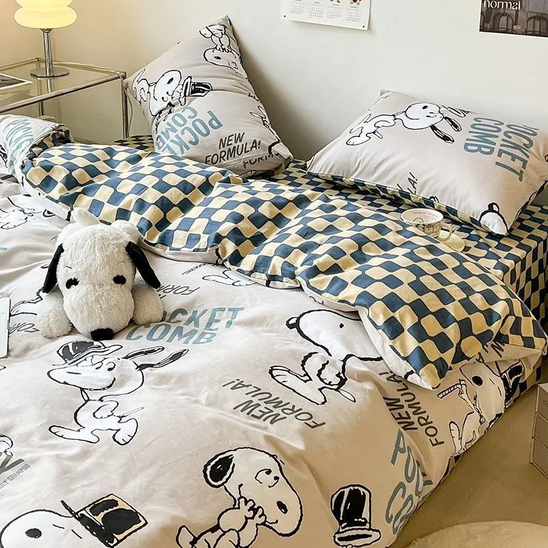 4Pcs/set Kawaii Anime Cartoon Snoopy Bedding Quilt Cover Student Bedding Soft Microfiber Bedspread Lightweight Coverlet