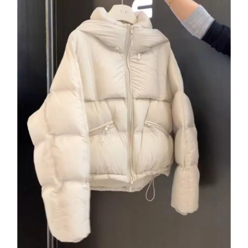 Cappotto corto in cotone autunno inverno donna 2025 giacca in cotone con cappuccio casual allentato di nuova moda colore puro addensare tuta sportiva femminile