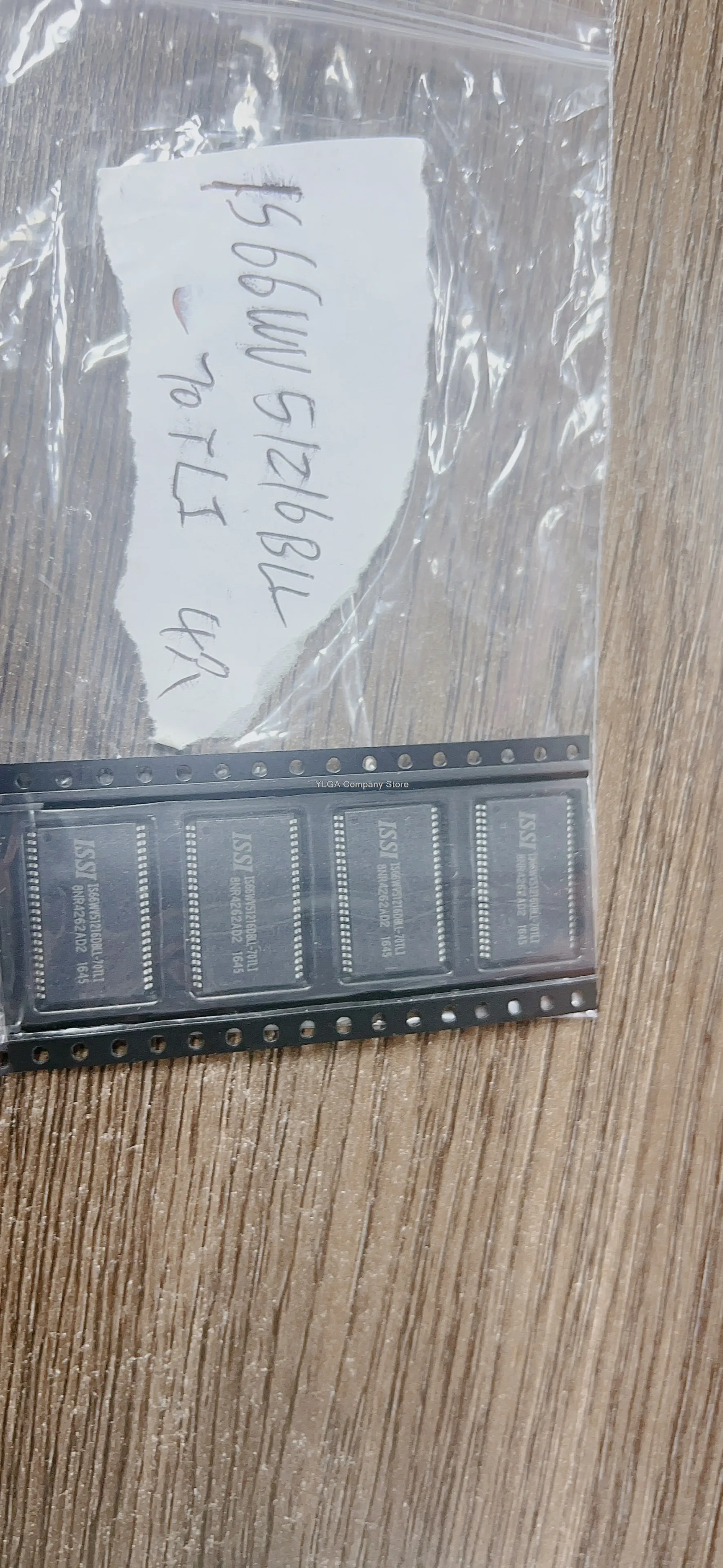 New Original IS66WV51216EBLL-70TLI TSSOP-44 8MB PSRAM Memory Chip    2PCS