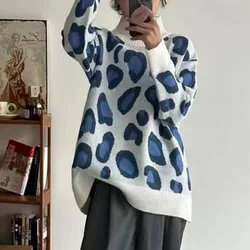 Nuova tendenza moda autunno e inverno maglione a maniche lunghe da donna con stampa leopardata francese mezzo collo alto sciolto e sottile