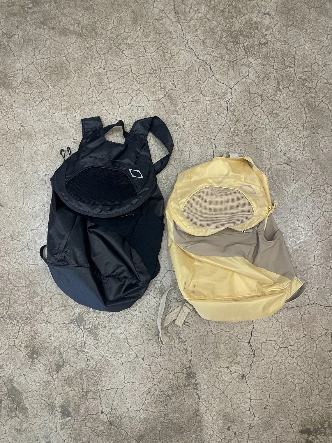 mochila-de-viaje-moderna-para-escalada-al-aire-libre-estilo-patchwork-unisex-tamano-mediano-estilo-de-dibujos-animados-c