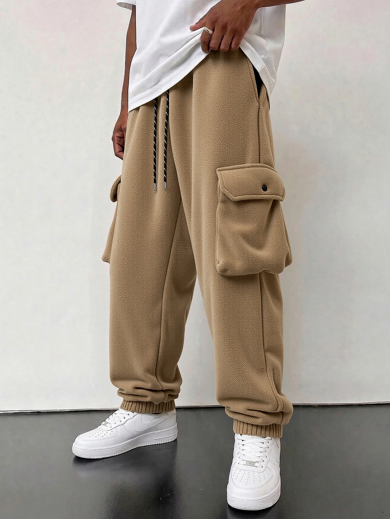 

Men's Fashionable fleece leggings with cuffed feet, High-End Casual Loose tapered pants, Japanese Style Men Wide Leg Parts, For