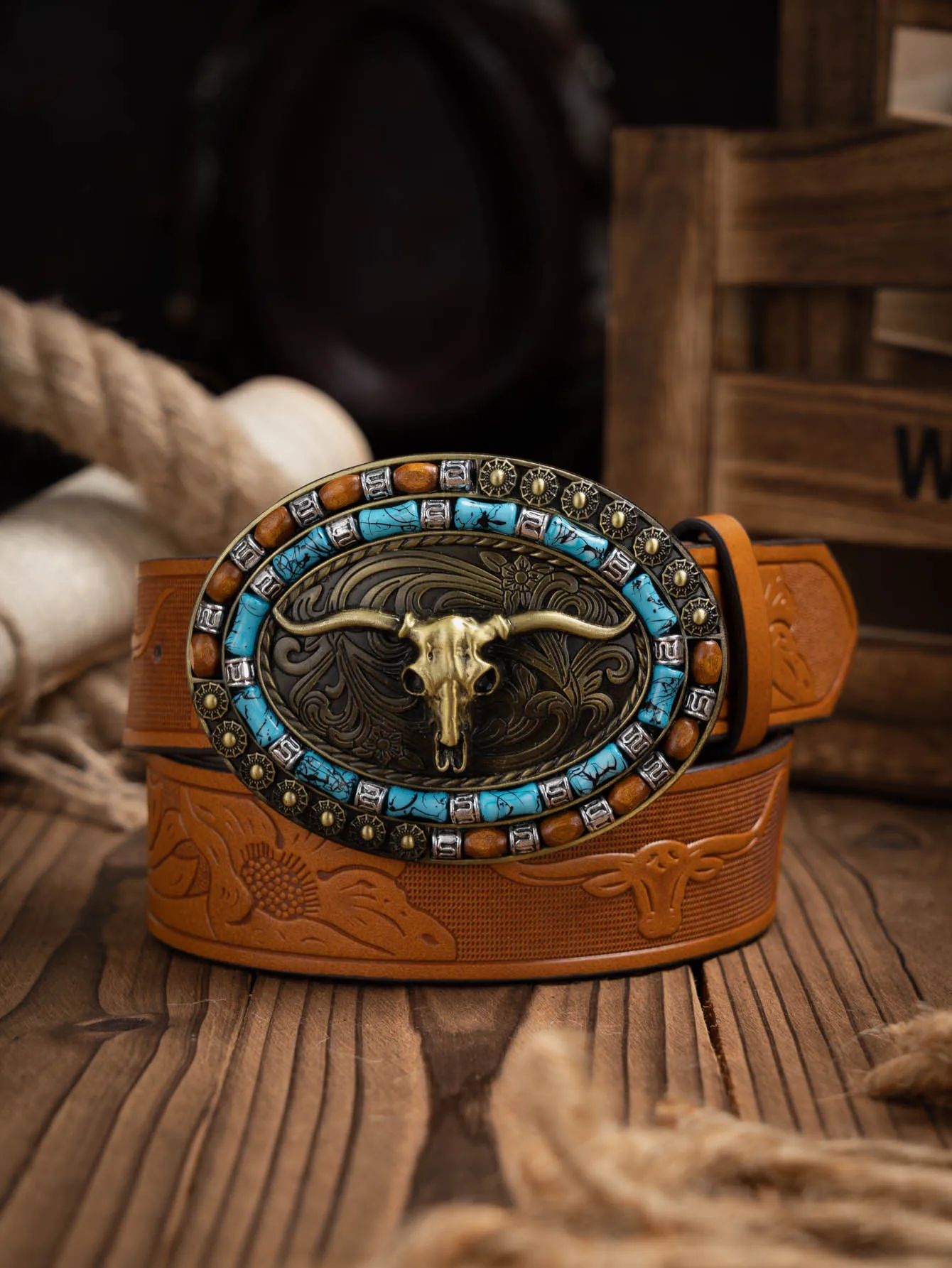 Ein lässiger, individueller und Retro-Gürtel, Kleidungsaccessoire im Western-Stil, Metallschnalle, PU-Gürtel, geeignet für Männer und Frauen. – Detail 1