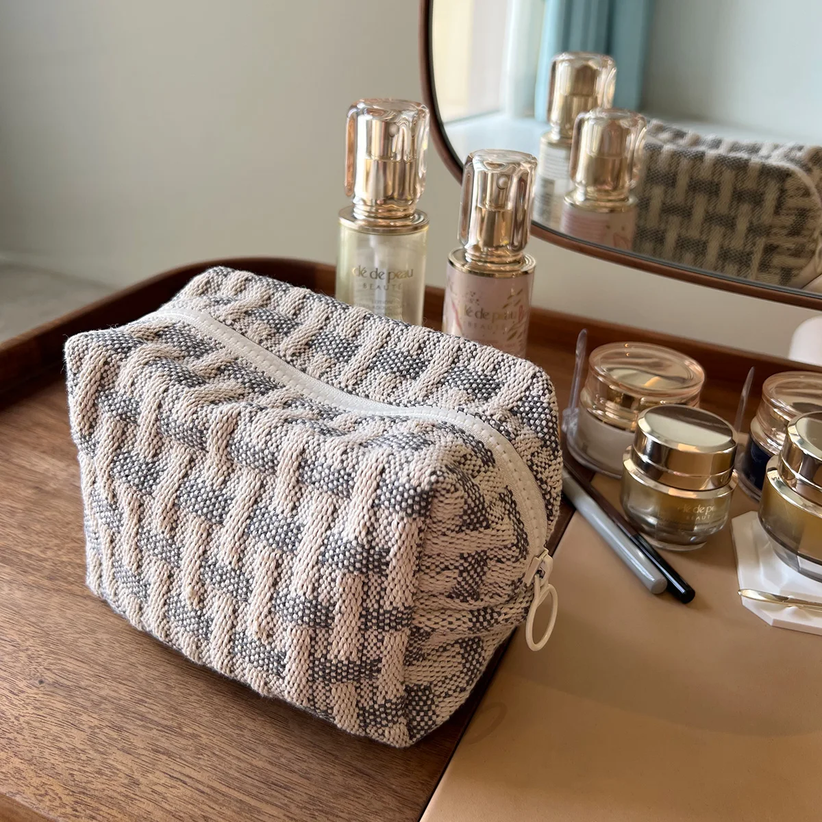 Classic Plaid Multifunctional Three-dimensional Makeup Bag with Large Capacity