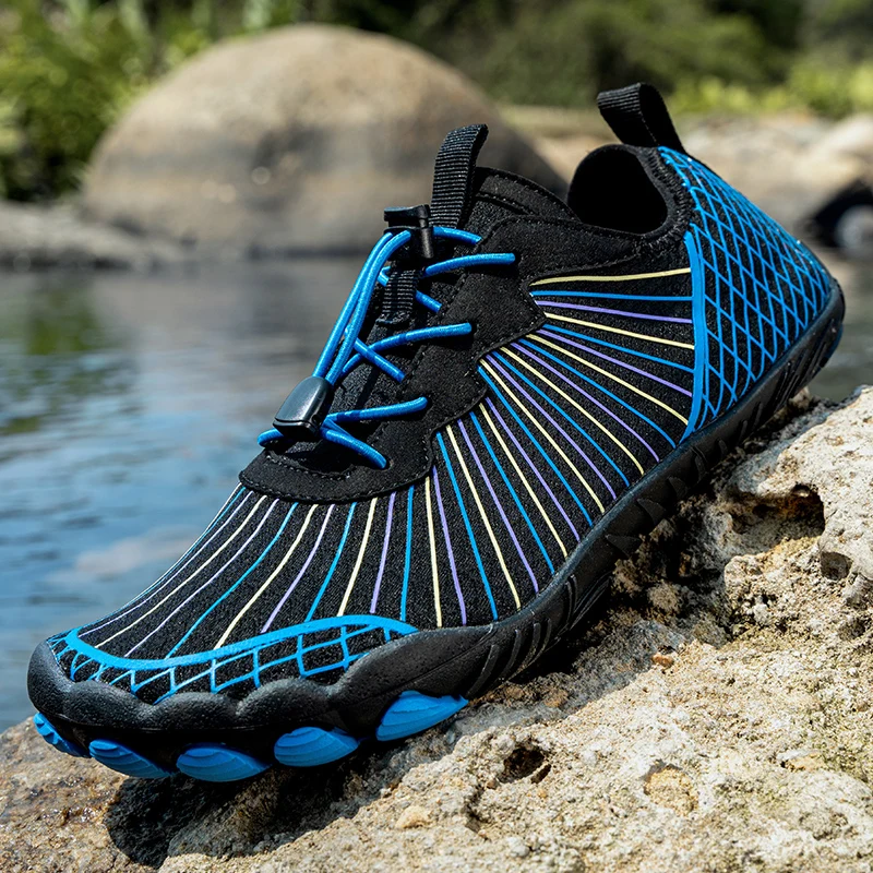 

New couple water shoes, water shoes, five finger swimming shoes, fast drying, breathable beach sports shoes, fashionable
