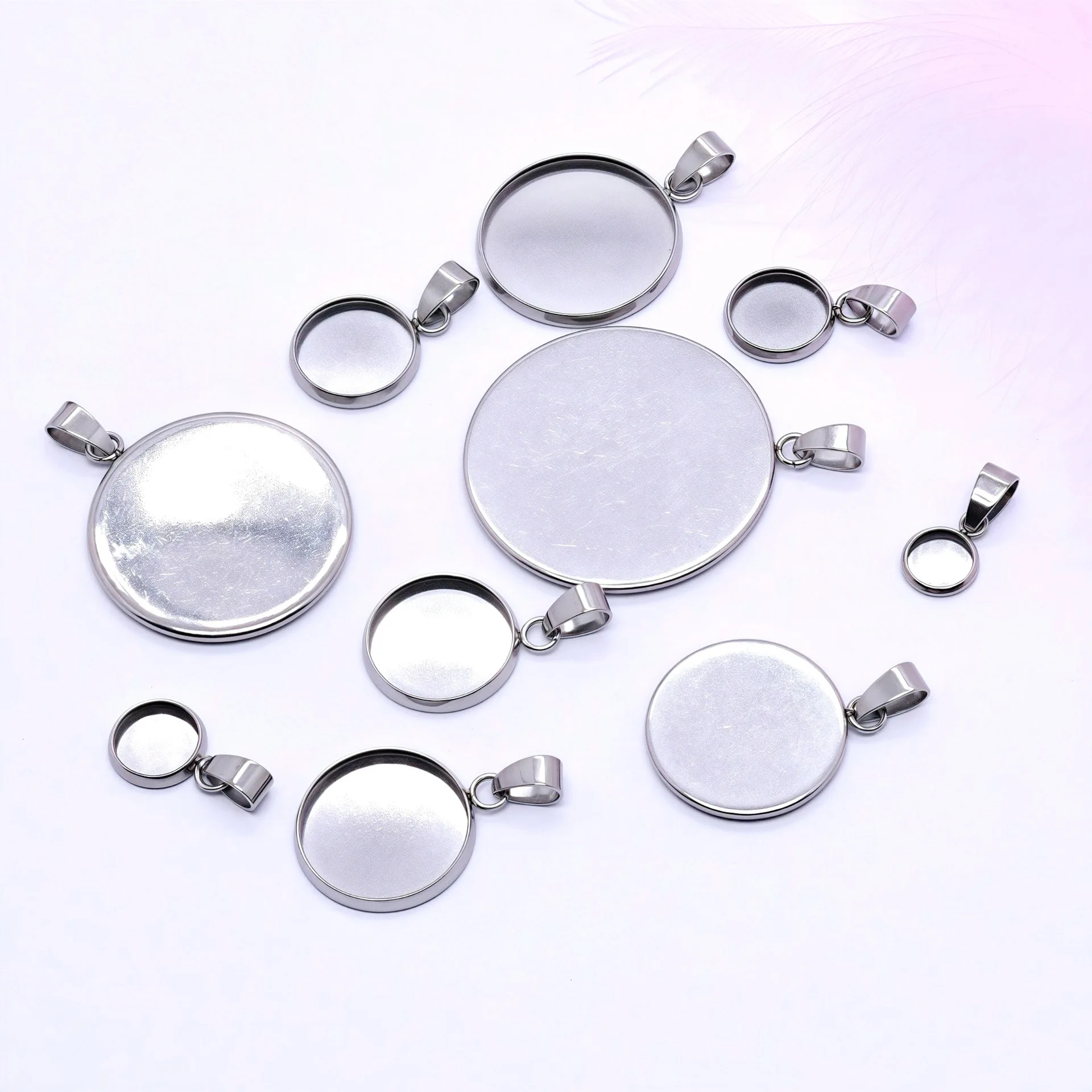 10 Stück 6/8/10/12/14/16/20/25/30 mm Edelstahl Blank Cabochon Basisfassung Charms Anhänger passen Halskette Schmuckherstellung Zubehör