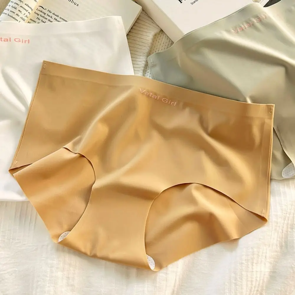 

Sweet Letter Ice Silk Panties Cotton Crotch Thin Seamless Briefs Lingerie Mid Waist Underwear for Women Lady