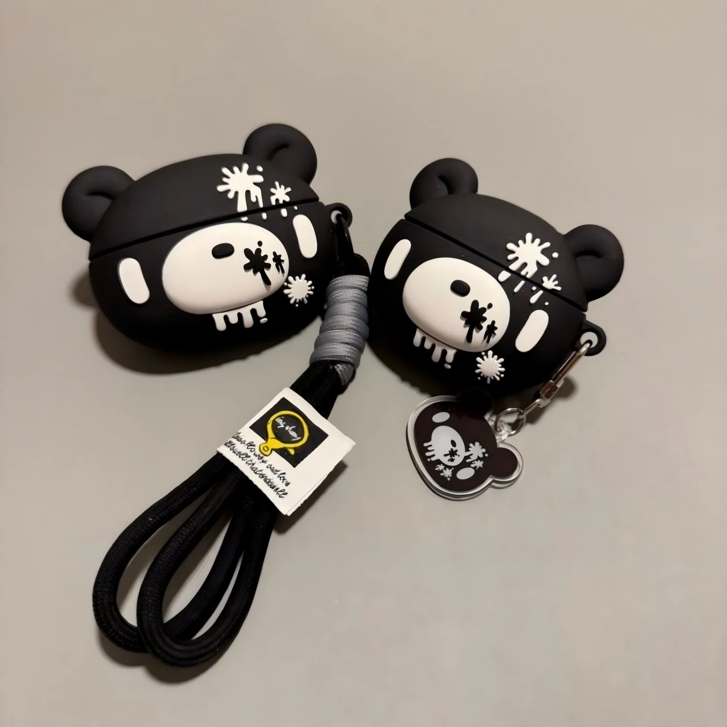 Cute Bear Earphone Protective Cover with Pendant & Lanyard, Shockproof Shell, Suitable for Model 3 / Pro 3