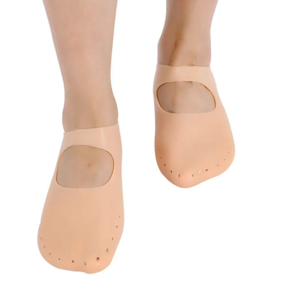 1Pair of Gel Socks Silicone Foot Care Anti-Dry Cracked Anti-Abrasive Feet Non-Slip Perforated Breathable Foot Care Tool