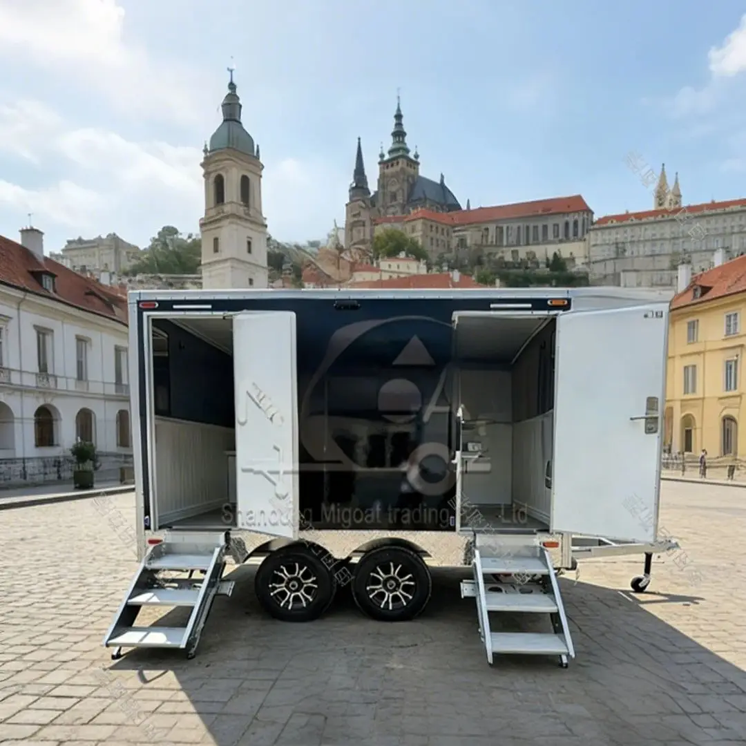 

2-Wheel Mobile Trailer for Outdoor Construction Site Emergency Toilet with Sink And Urinal Customizable Portable Bathroom
