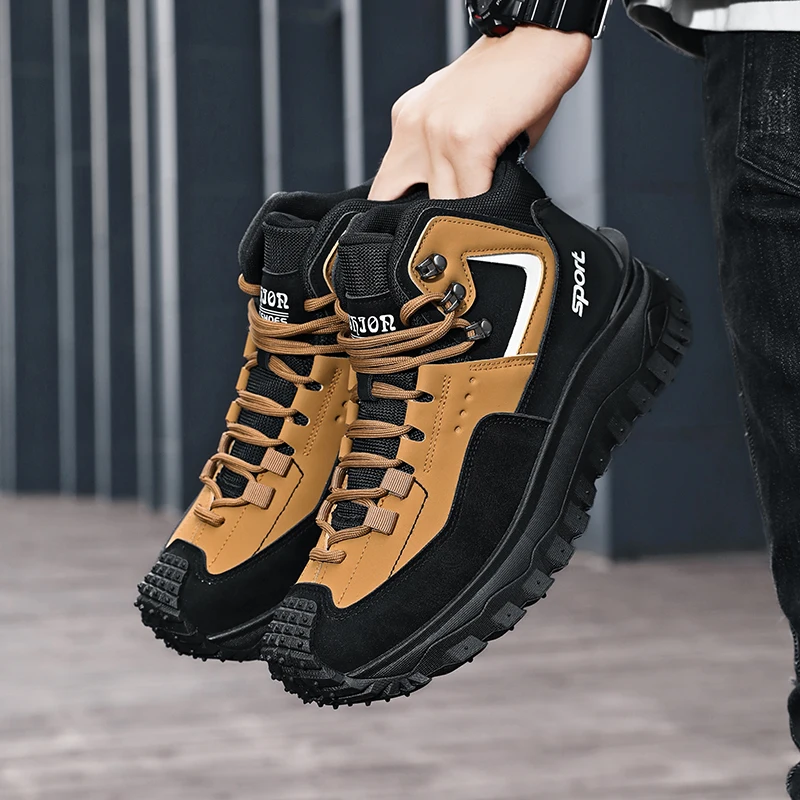 High-Top Outdoor Hiking Shoes 8