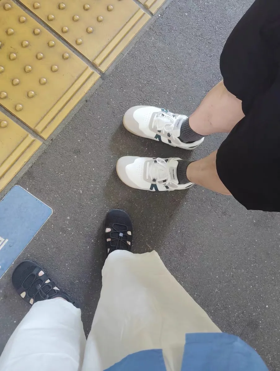 

Arrival Hot-selling Outdoor Anti-Slip Durable Premium Wear-Resistant Walking Shoes Multi-Functional Hiking Boots Casual Shoes