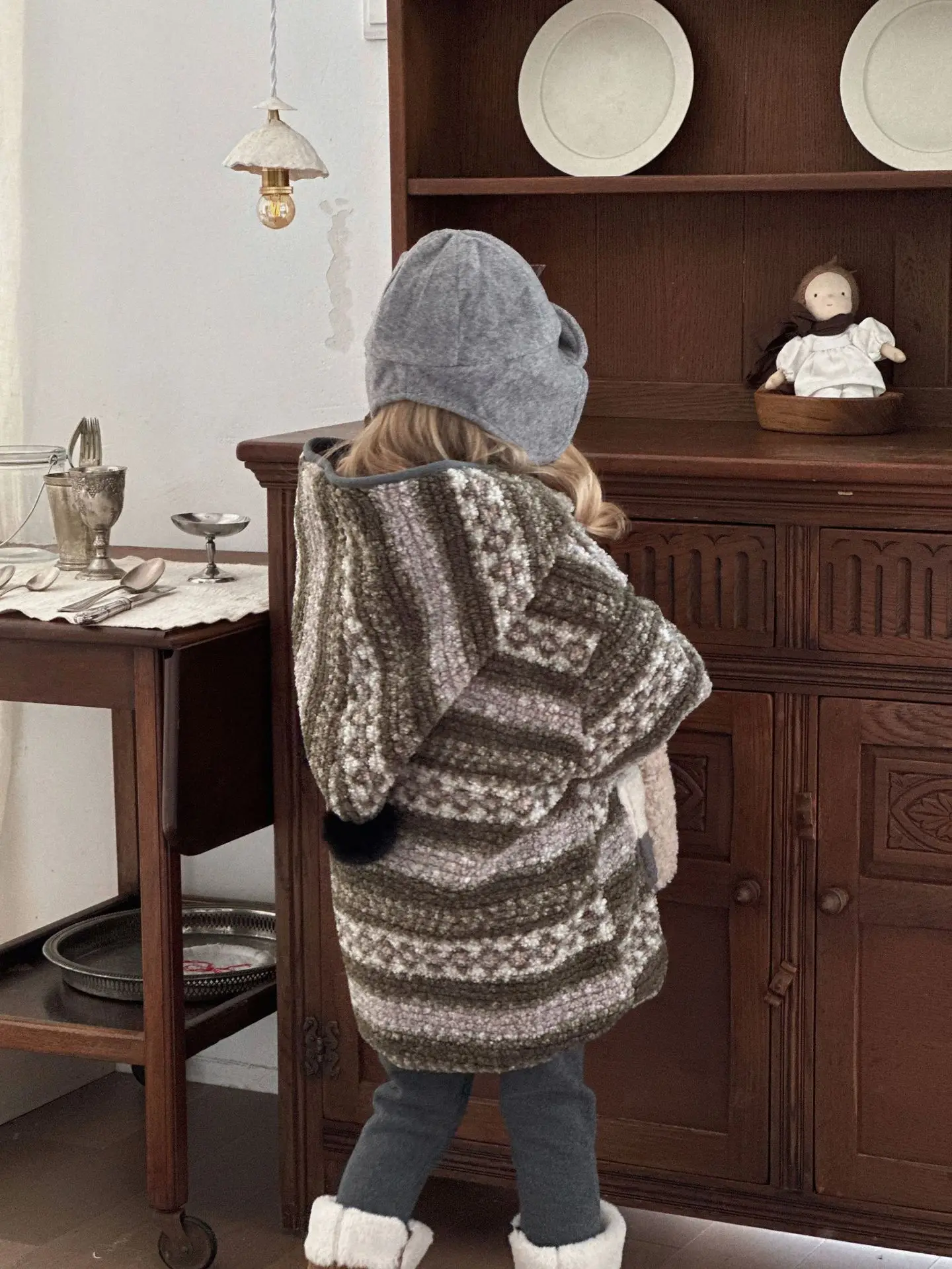 Giacca per bambini 2024 Nuovo Autunno Inverno Cappotto di lana di agnello Bambini Girs Ragazzi Giacca calda con cappuccio Cotone Natale Abbigliamento per bambini