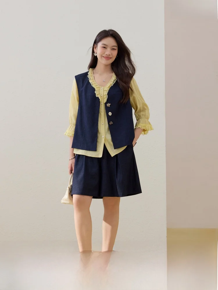 

Chic plus Size Fashion Set Old Money Style Loose Commute Suit Summer New Arrival for All Body Types V-Neck Sleeveless Regular...