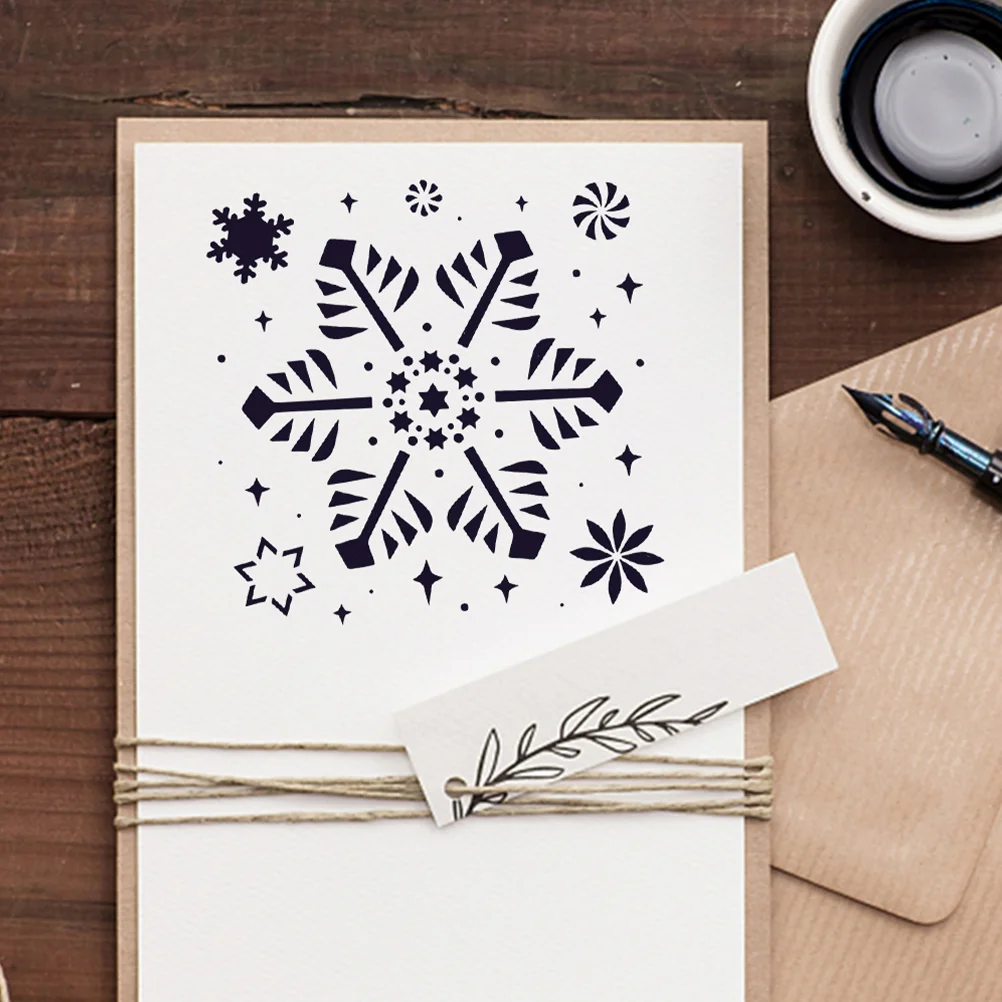 2 Sets Christmas Snowflakes Hand Drawn Plastic Painting Stencils Wall Templates Hollow-out Winter for Card Making Pp