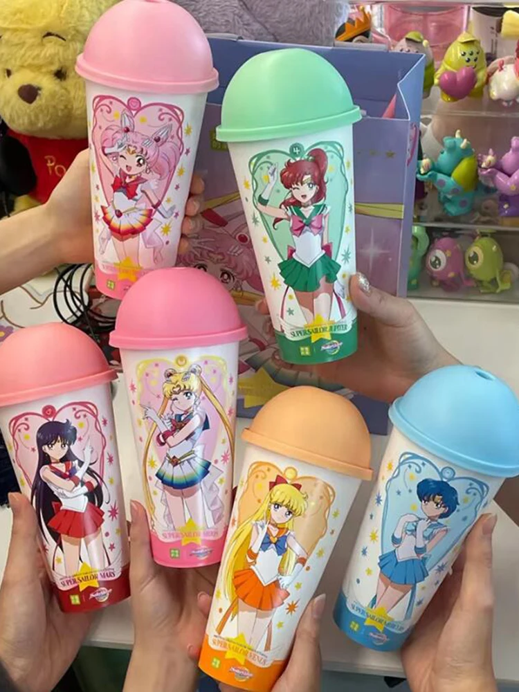 Sailor Moon Co Branding Change Color Water Cup Large Capacity Anime Figures Tsukino Usagi Chibiusa Model Cup For Girlfriend Gift