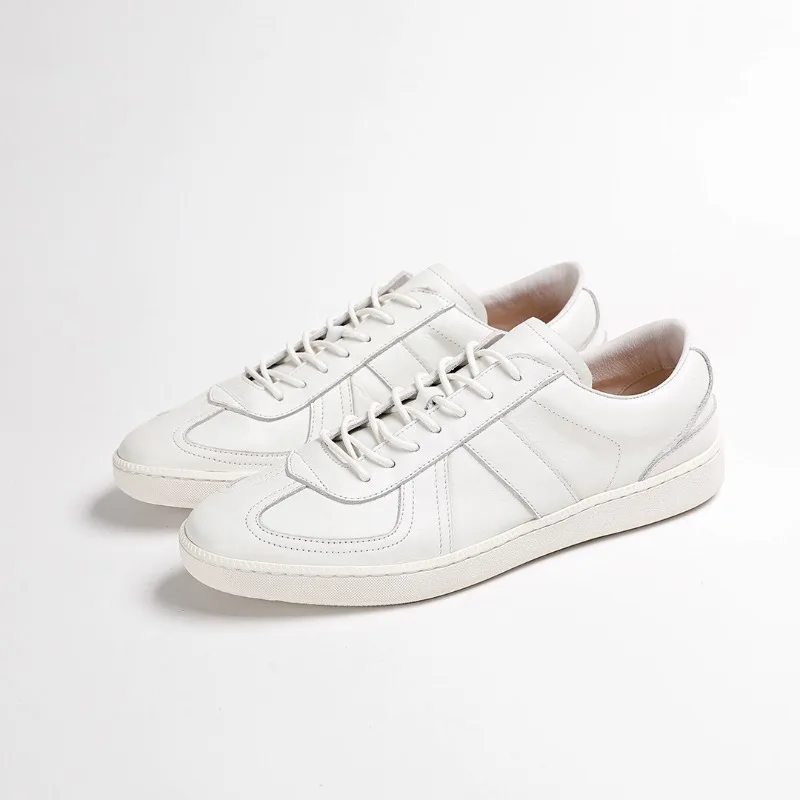 

Summer Trendy Men's Leather Lightweight German Training Shoes Flat Comfortable Casual Design Outdoor Sports Board Sneakers