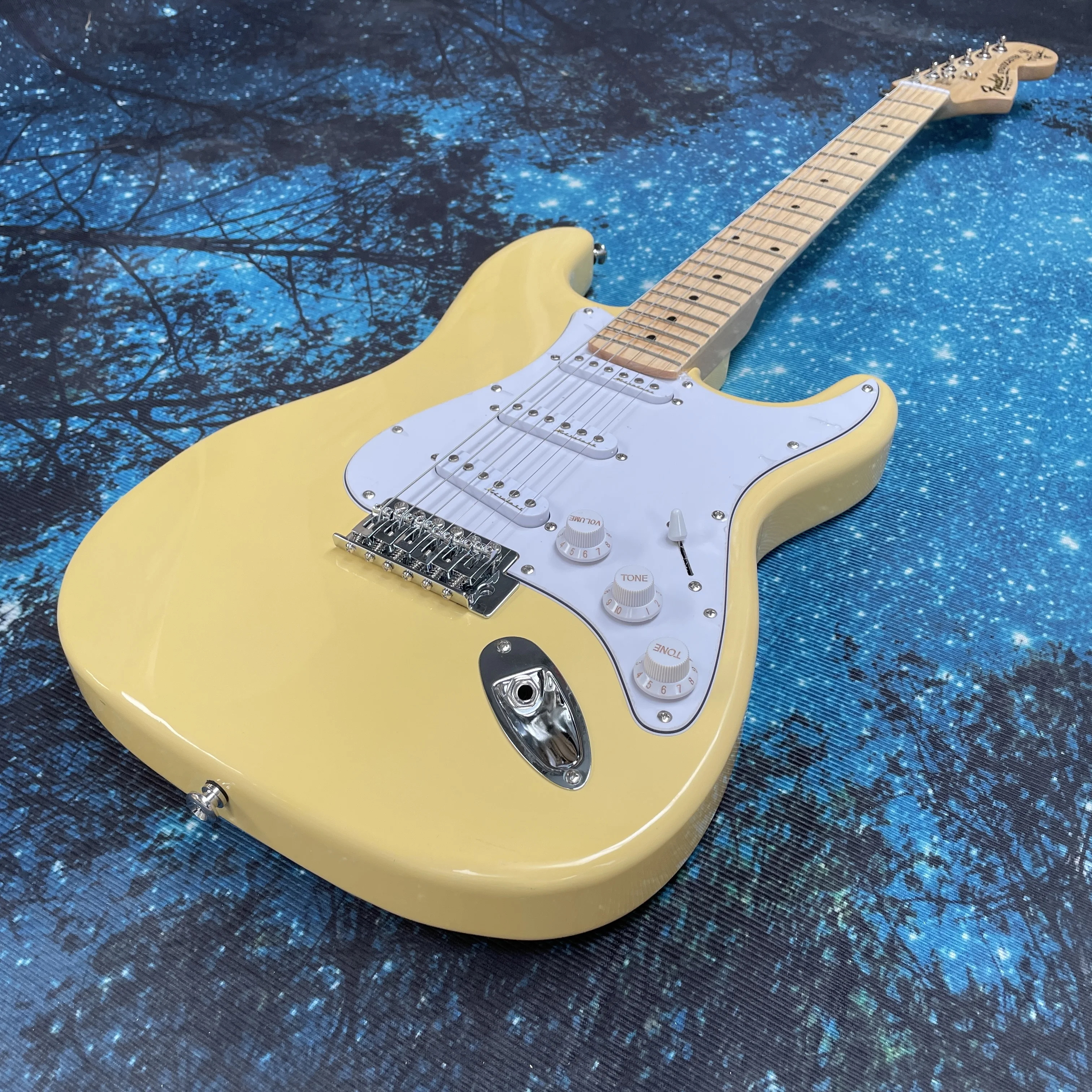 Bright yellow electric guitar, maple fingerboard guitars, (SSS) pickup electric guitarra view 3