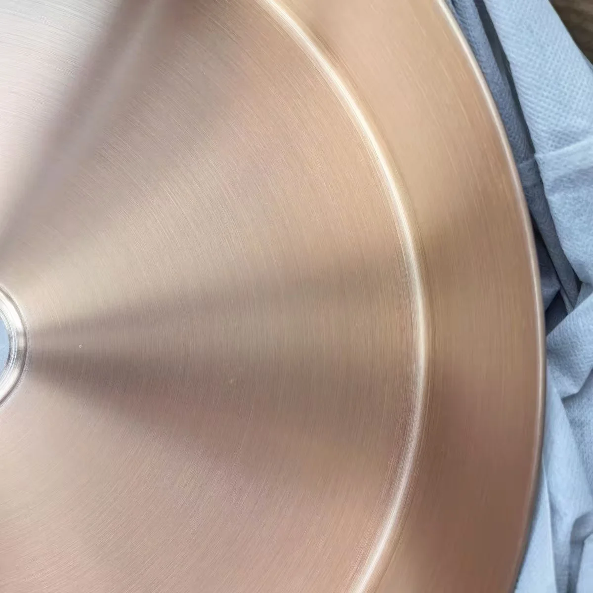 Rose gold washbasin, high-end and simple