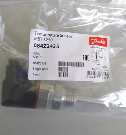 MBT3250 084Z2435 genuine Danfoss temperature sensor temperature transmitter