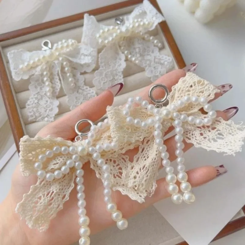 

Новые аксессуары для обуви 2026: жемчужная цепочка-бантик, совместимая с различными типами обуви, универсальные декоративные элементы для самостоятельного творчества