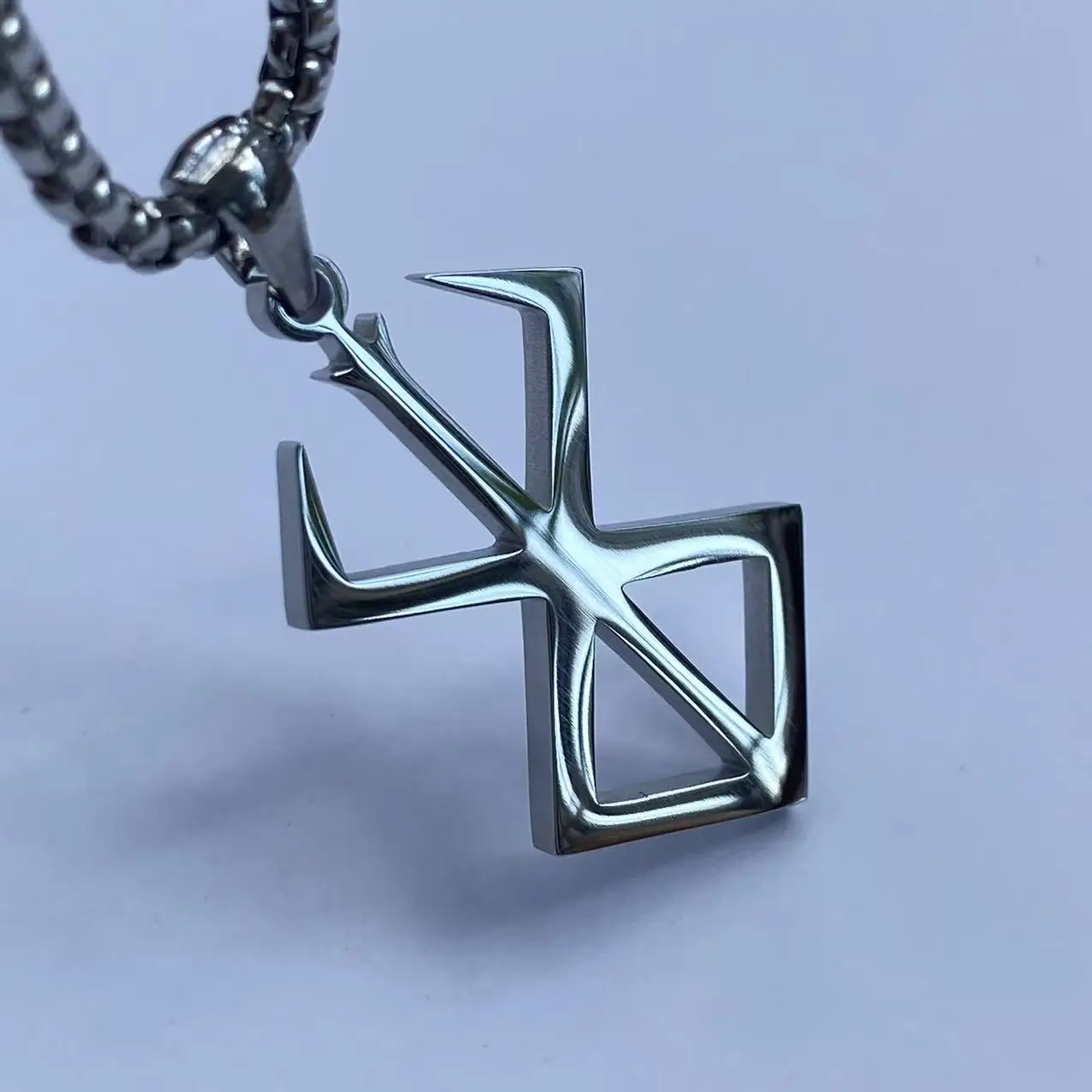 High-quality Stainless Steel Berserker Rune Symbol Necklace Nordic Logo Steel Emblem Norse Amulet Talisman Sign Necklace Jewelry