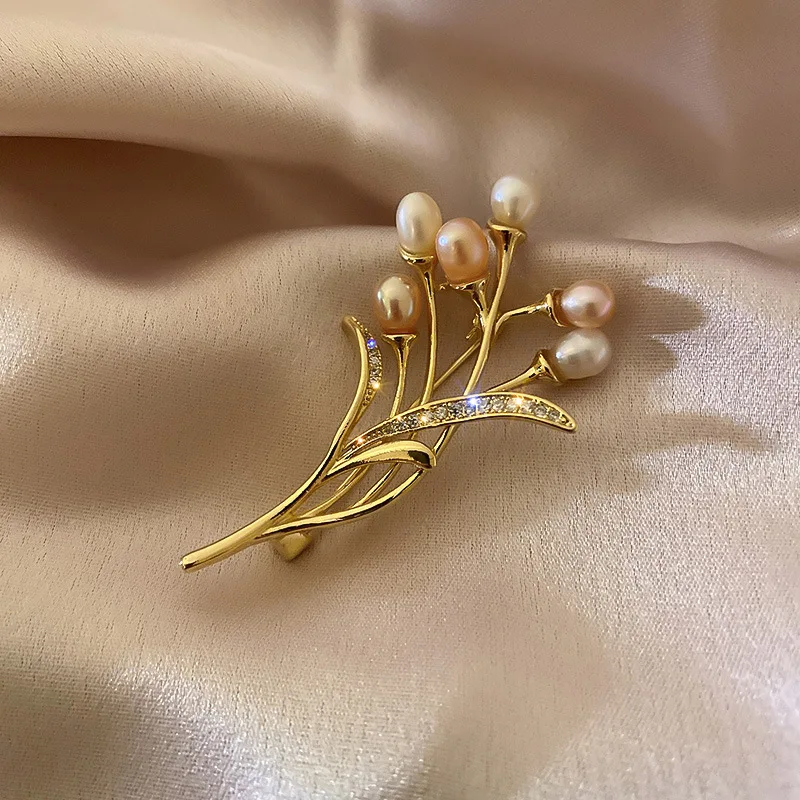 100% Natural Freshwater Pearl 14K Gold Filled Trendy Flower Ladies Brooch Jewelry For Women All Match Accessories