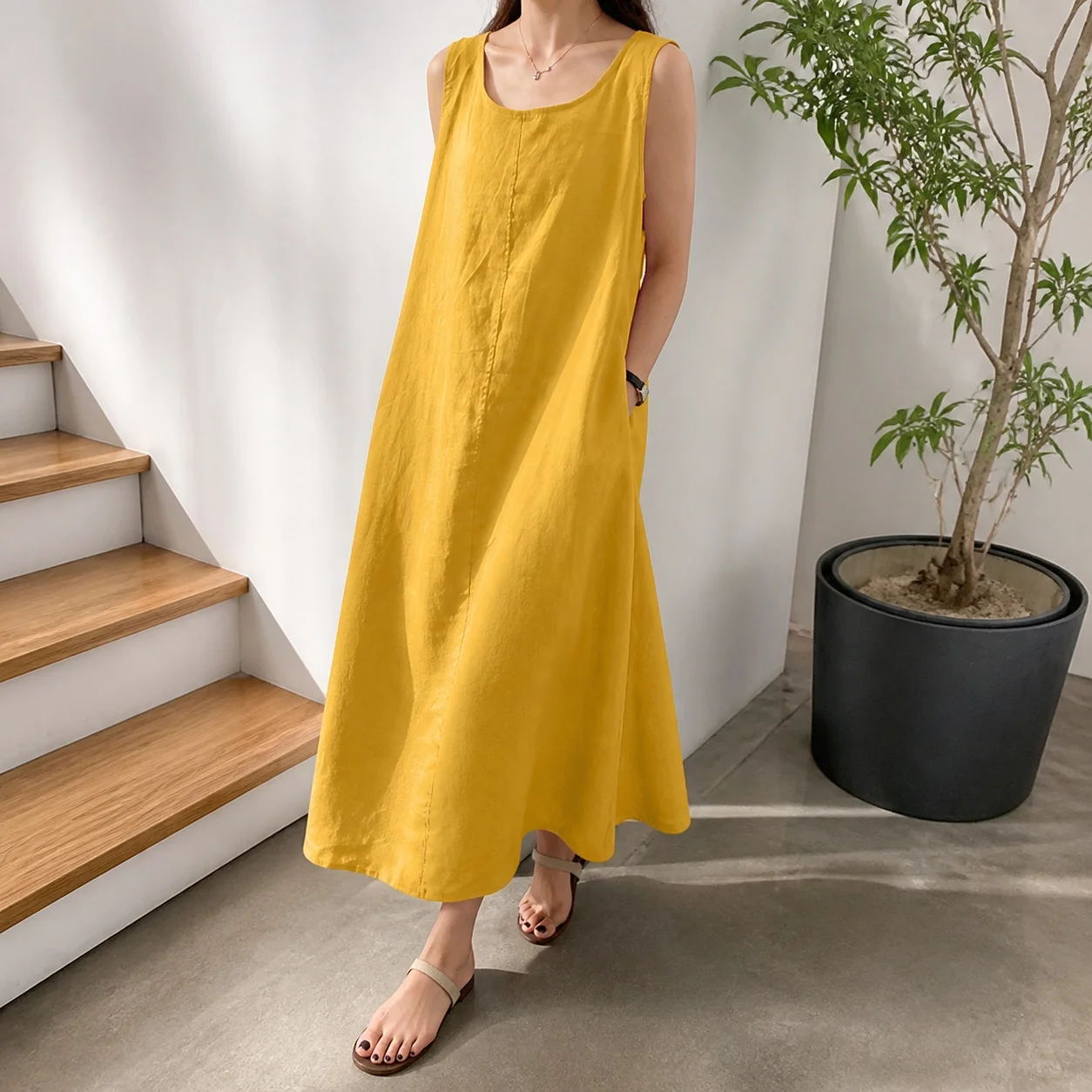 Round Neck Sleeveless Maxi Length Dress Refined Commuter with Flare Patchwork Long Skirt Elegant Pullover Dresses for Women