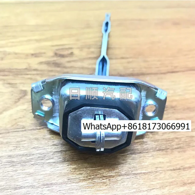 Imported 700 tractor mixer truck pump truck original door limiter