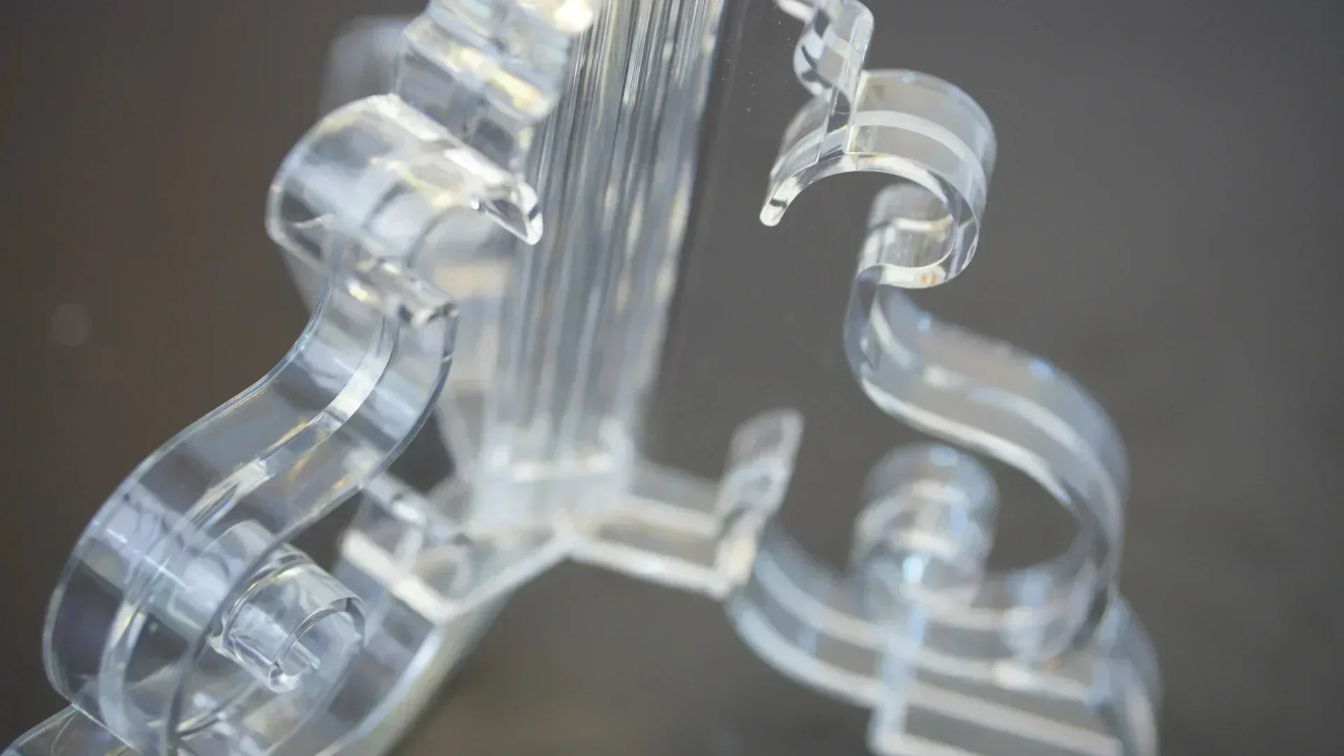 Transparent White Baroque Ghost Table Lamp Bedroom Bedside Simple Modern Creative Personality Indoor decorative desk lamp