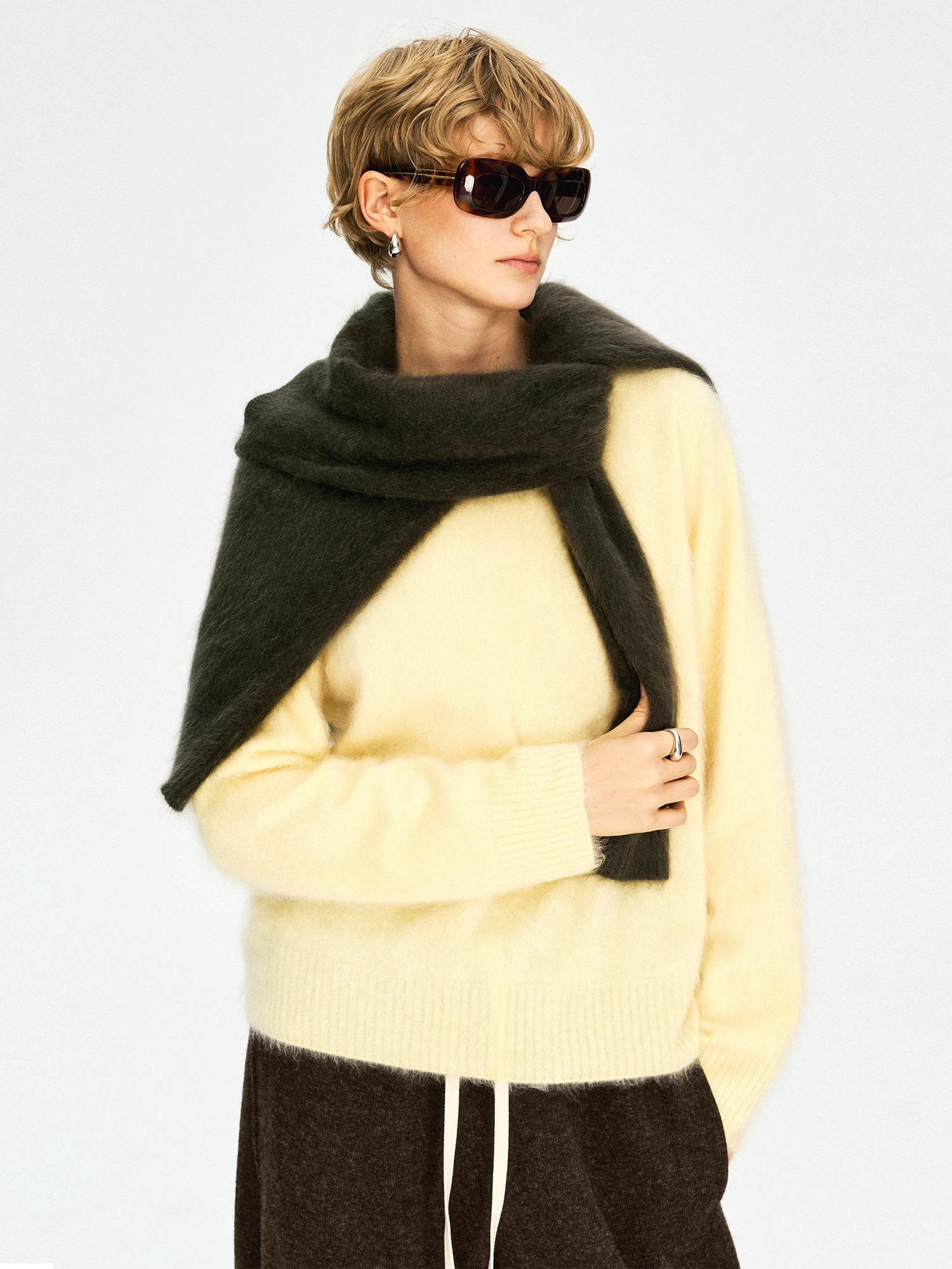 

Классический вязаный свитер MRS Studios с круглым вырезом, с эффектом потертости, с дизайном плеч в форме седла, женская модная зимняя одежда