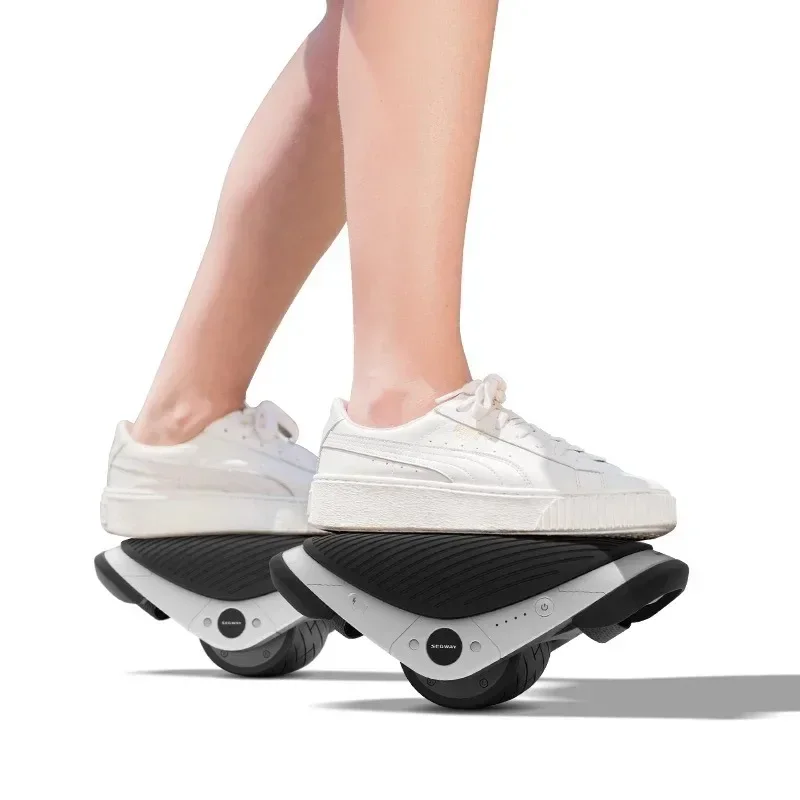 

Children's Roller Skates Hot Wheels Balance Wheel Independent Two-wheel Separate Balance Car