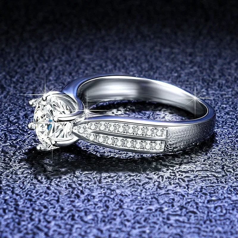 Boutique PT950 platinum diamond ring 3 carat moissanite ring proposal ring six claw starlight queen platinum female